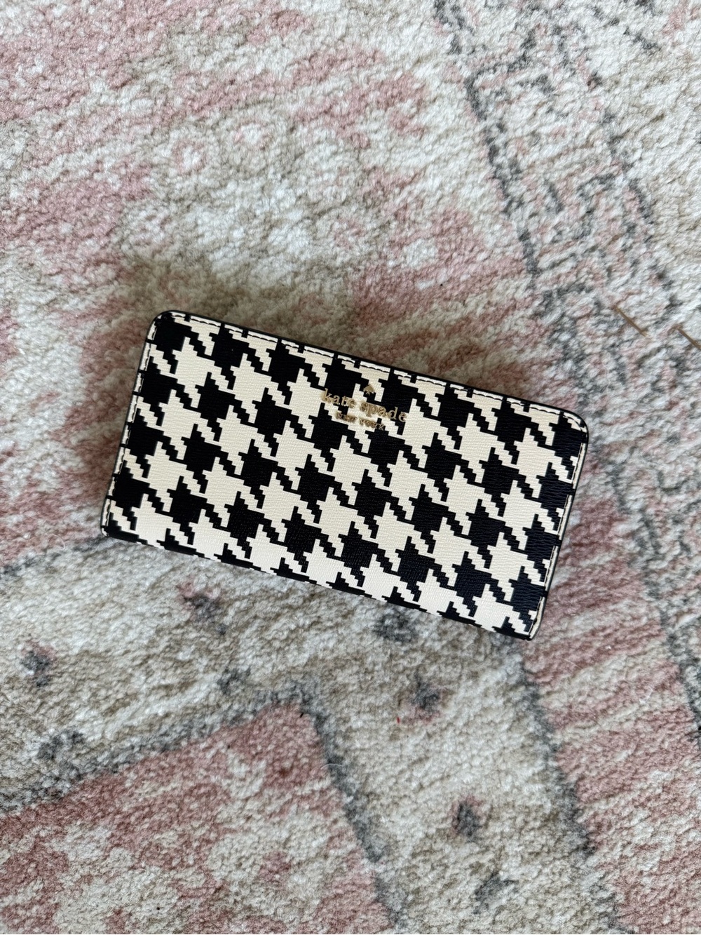 kate spade Black & White Houndstooth Zip Around Wallet